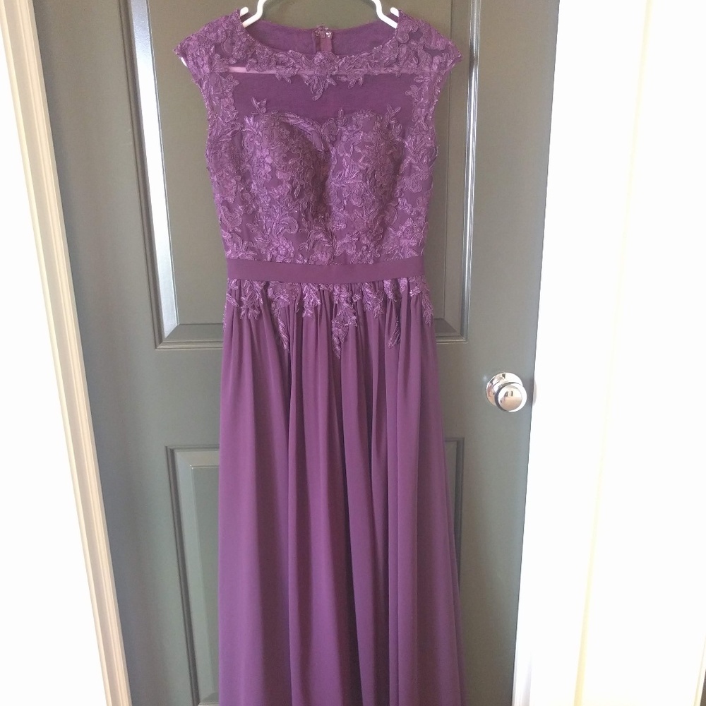 Formal Deep Purple Lace Maxi Dress